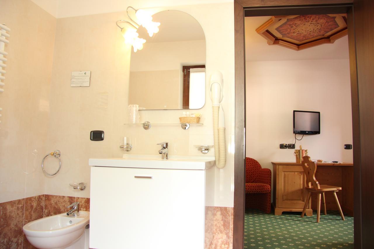 Hotel Lory بينْسولُ المظهر الخارجي الصورة